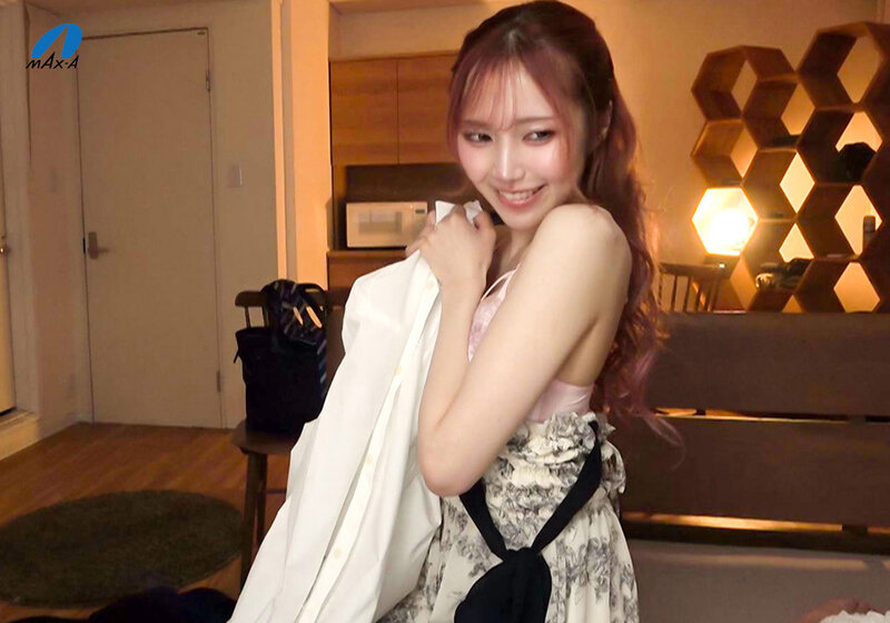 春節性愛馬拉松！女友「斎藤あみり」超可愛，黏在一起瘋狂SEX不想停～