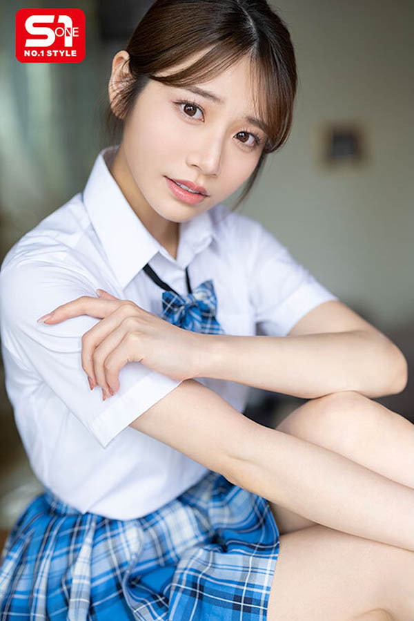17位A++等級的「超優質美乳學生妹」，巨乳解放的超誘惑7小時！