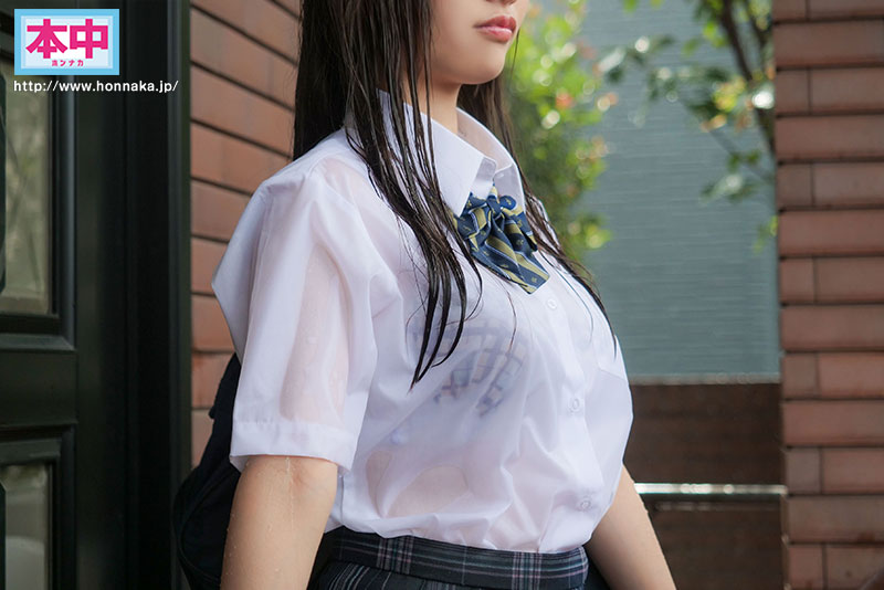 大雨襲來!女高中生「鈴の家りん」制服濕透屋簷下躲雨屋主邀進門硬上中出