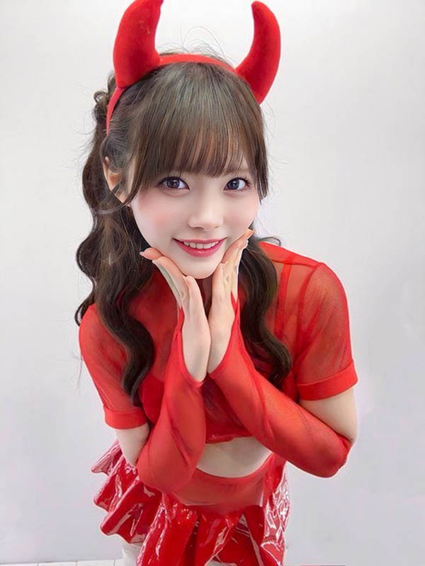 白領OL主動應徵當女優超能幹戰鬥力連老司機都驚呼：是人才