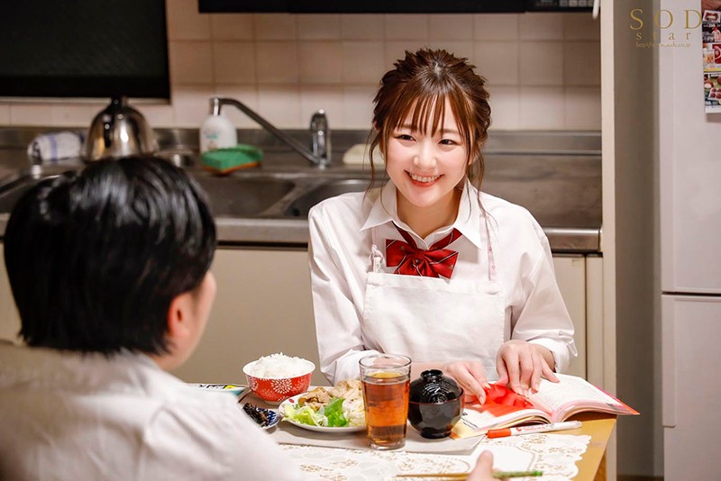 女友妹妹洗澡完後是「無內衣狀態」，「無防備的裸露模樣」太勾人...