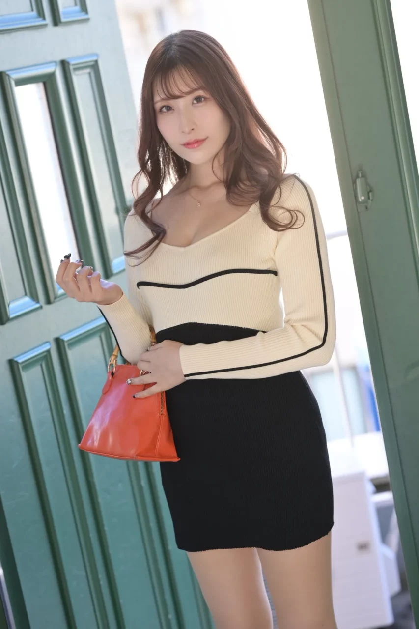 新的AV女演員Saiki Kazumi