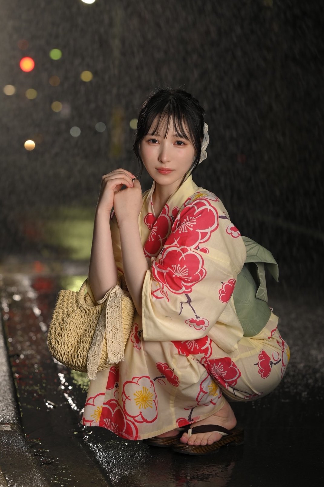 童年好友「香水純」花火大會穿浴衣超正！突遇暴雨露出美乳讓人忍不住推倒