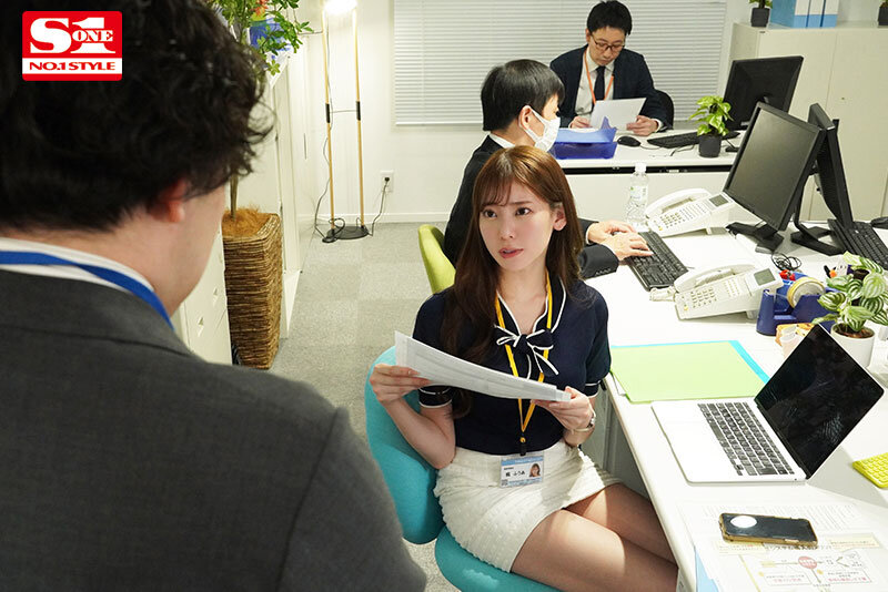 人生勝利組的靡亂真面目！菁英OL「楓富愛」週末最喜歡吃工人的汗臭棒