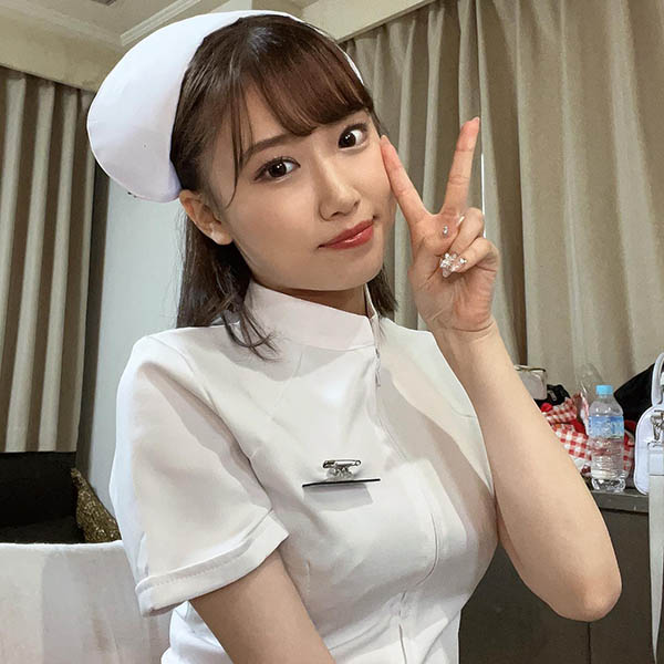 交往經驗0的超巨乳護士「安達夕莉」，「把患者擺第一」要怎樣服務都可以！