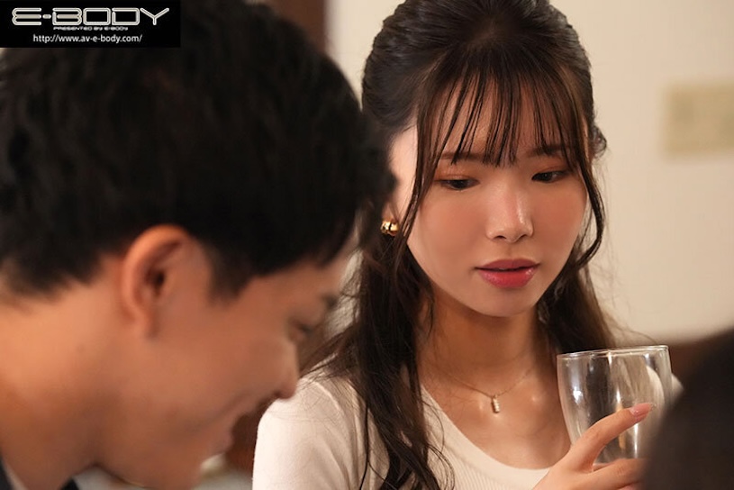 浮氣交媾！在同學會上與纖細巨乳前女友「響蓮」打炮！