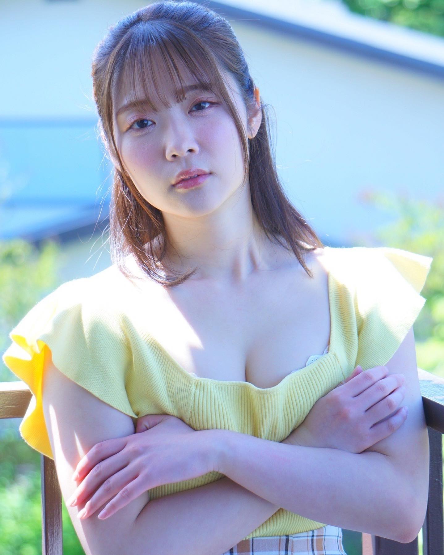 比老公還好用！美乳人妻「二葉惠麻」是接吻狂魔，午睡直接被公公舌吻到出水