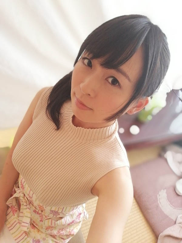 溫柔小護士投入暗黑界「服務」廣大男性任人揉捏全面撫慰老司機身心靈