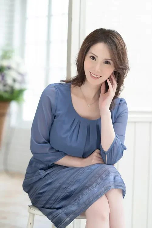 傳說中的女優！ 「暗黑丁國琳」久違十年回歸復出人體榨汁機全面啟動