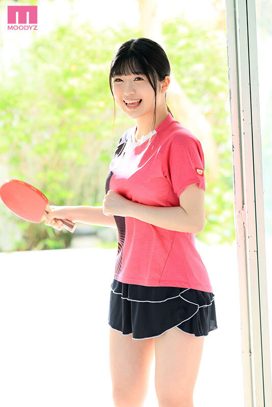 149公分桌球好手AV出道，「E奶美乳曲線」讓人想一起對打一下！