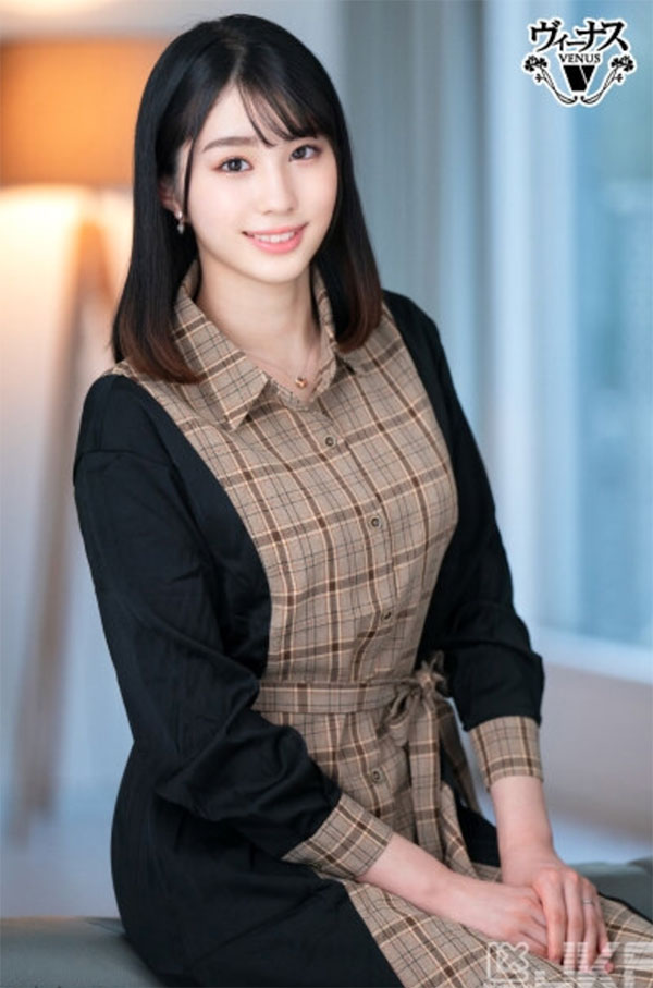 神似韓星的「超美真實素人人妻」出道，曲線豐滿「有超兇渾圓大奶」！