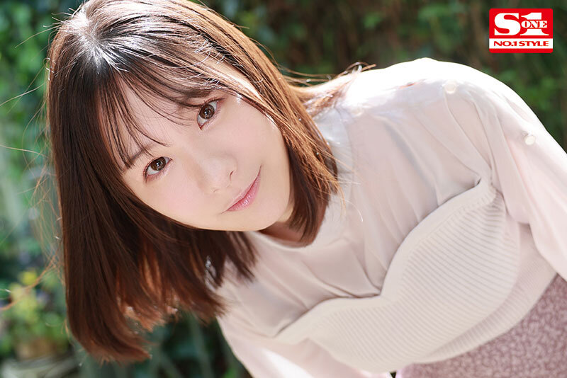 車掌小姐第二彈！ E罩杯雪白美巨乳美少女「村上悠華」10月新作大方解禁多種玩法！