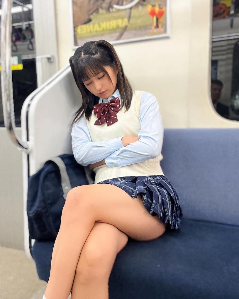 硬性玩法的頂尖女優！ 「渚光希」從校花變成暗黑重口味辣妹！