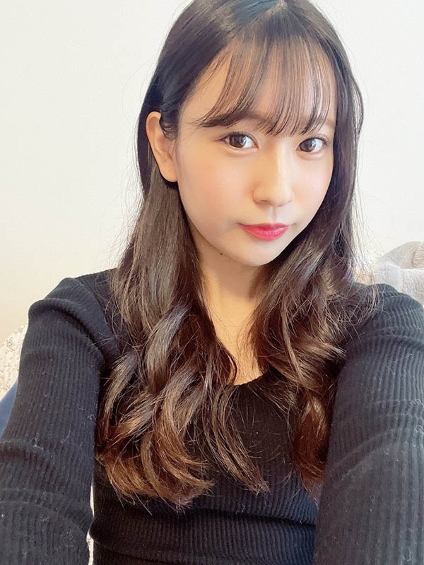超強制服美少女！小麥色正妹「岬野茉夏」愛露內衣挑逗！