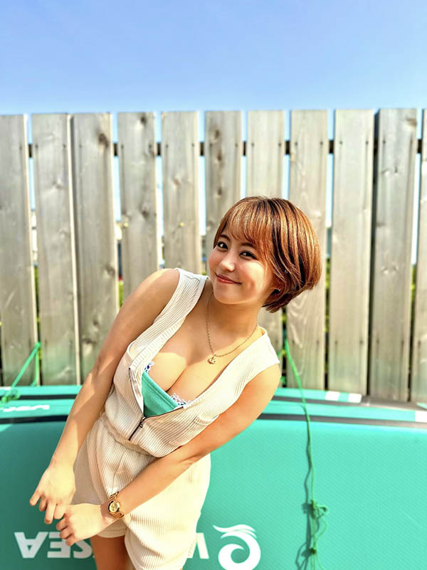 南國美少女《真矢美月》前身是她… 痴女魂完全釋放男女通吃玩很大！