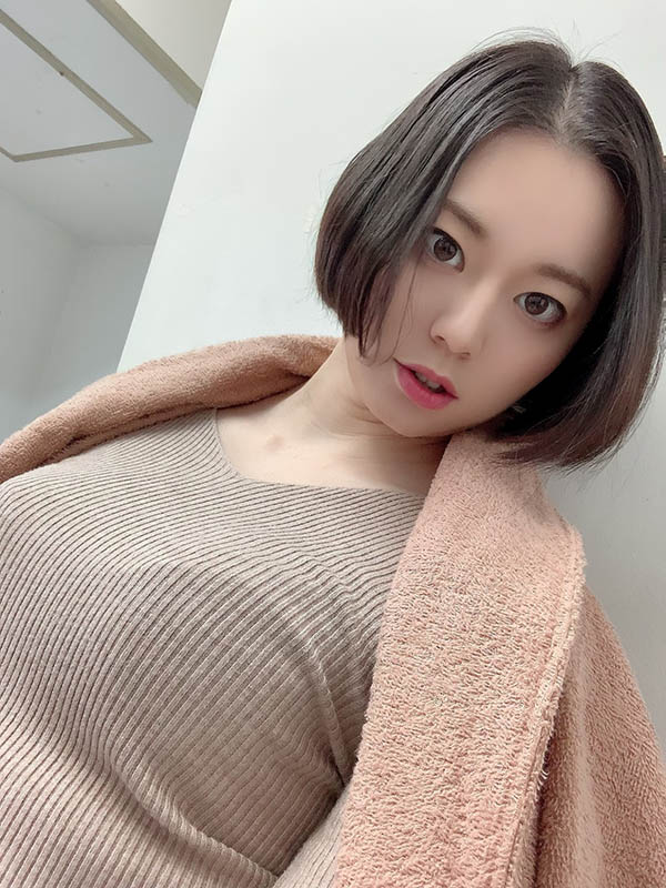想重燃老公熱情… 本物人妻《平井栞奈》下海只為找回「女‧性魅力」