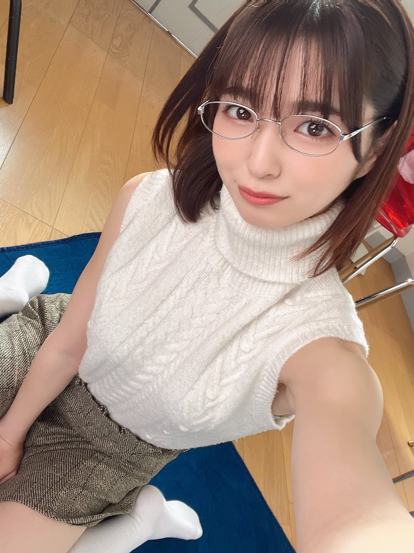 2022年度AV女優第8！滿分出道的誘惑小只馬「倉本蓳」！