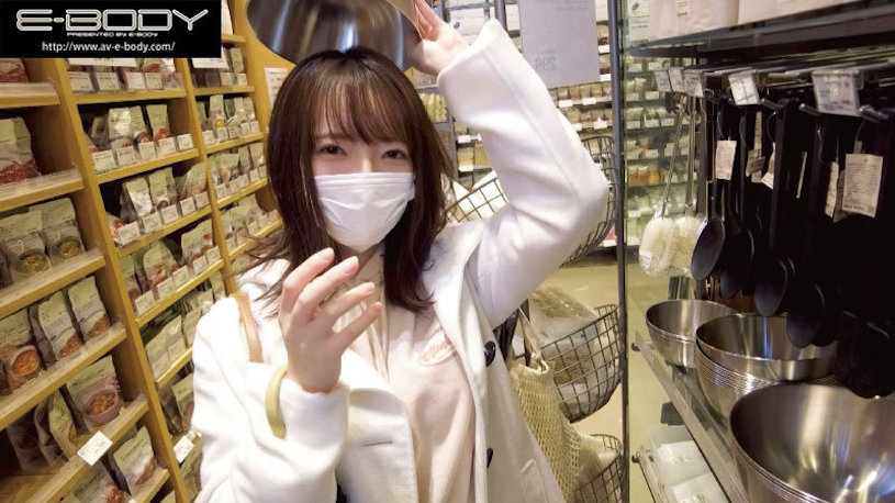 最好的5位巨乳奶妹!第一次交的女友「脫衣後是超誇張細腰巨乳」!