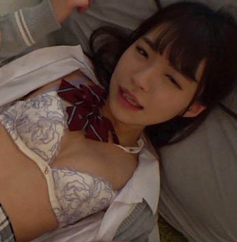 超級制服美少女！森日向子、東條夏的「居家調情SEX」！