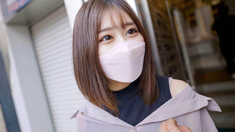 1月強檔素女學生作品！身材有SSS級爆乳！