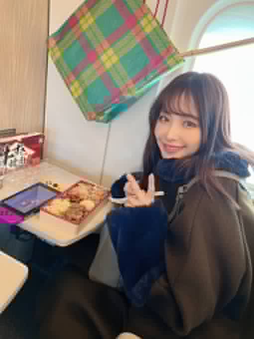 絕體絕命！ F罩杯超人氣偶像級美少女「桃乃木香奈」新作扮社團經理慘遭多名社員玷污！