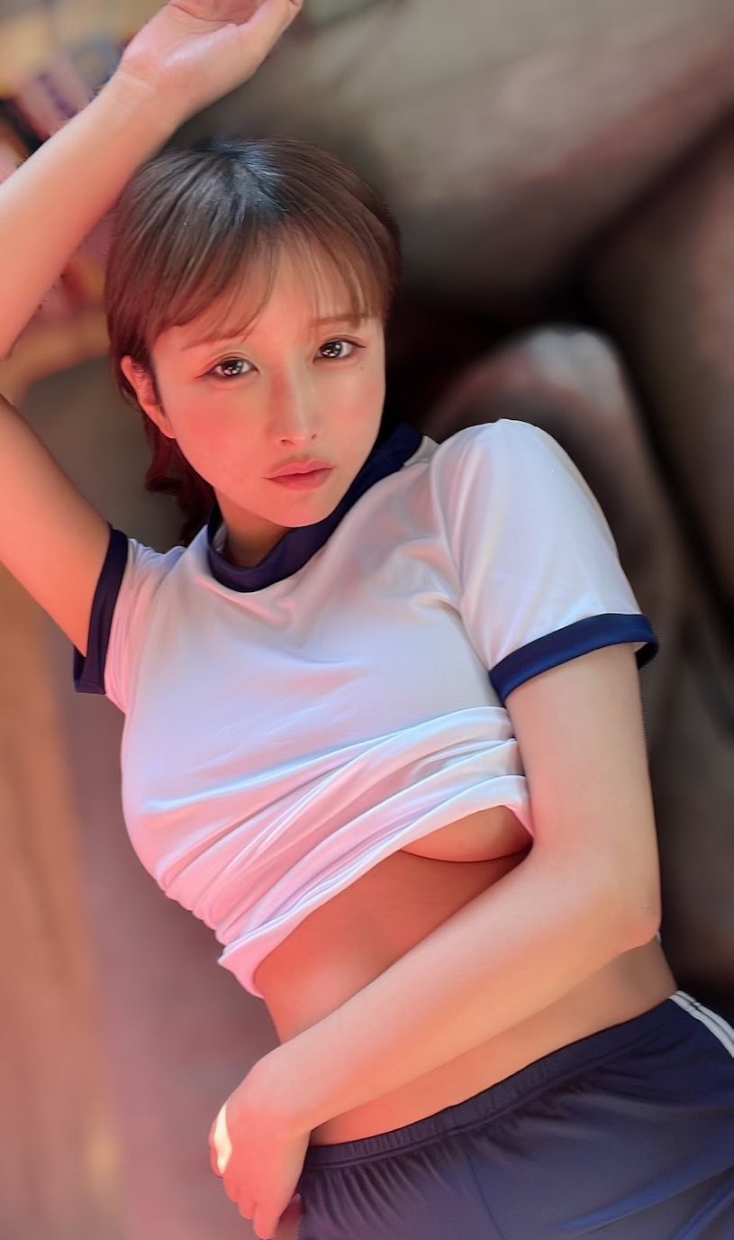 S1最強400萬H奶網紅，「超雄偉胸型」網熱議！