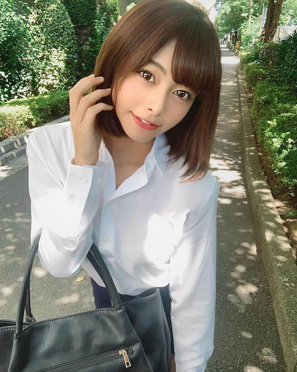 出道前就是業餘愛好者！ F奶「岬梓」臉蛋甜、曲線辣，巨乳超誘惑！