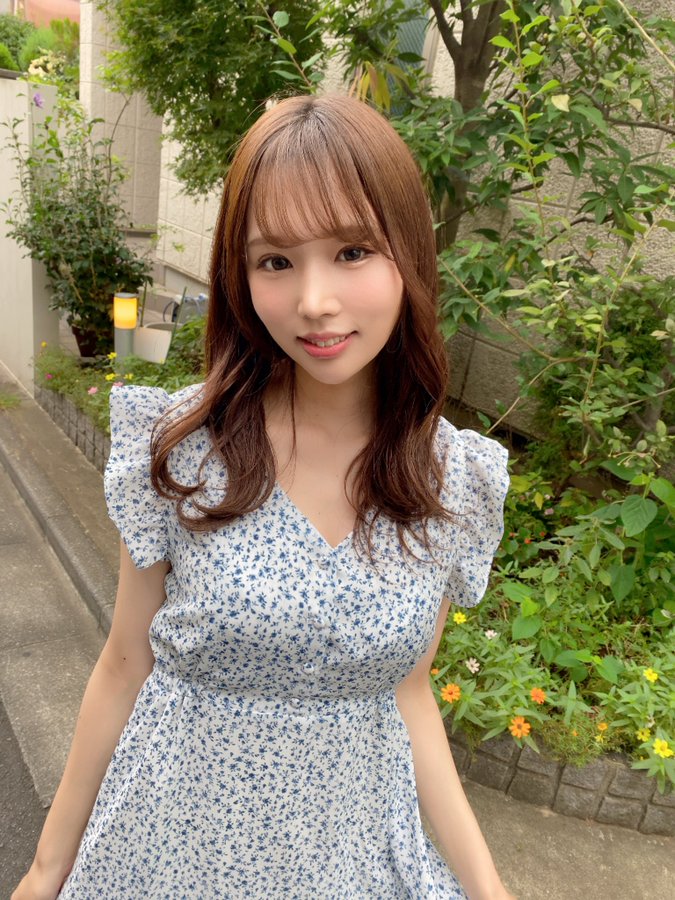 無法抵抗的誘惑！ F罩杯巨乳美少女「新井裡真」AV最新作扮演飢渴姊姊偷吃未來妹夫！
