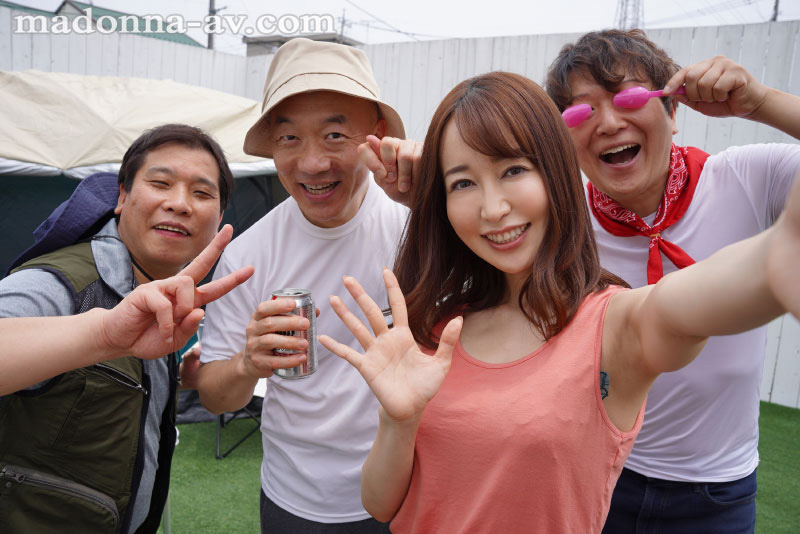 剛搬來巨乳人妻「筿田ゆう」強迫參加社區露營到現場才發現都是大叔慘被調教到崩潰