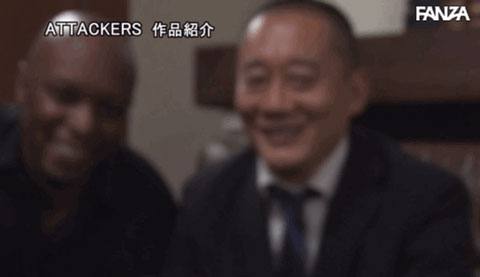 見識AV界的殘酷！神乳J罩杯的她被黑人玩到墮落了！