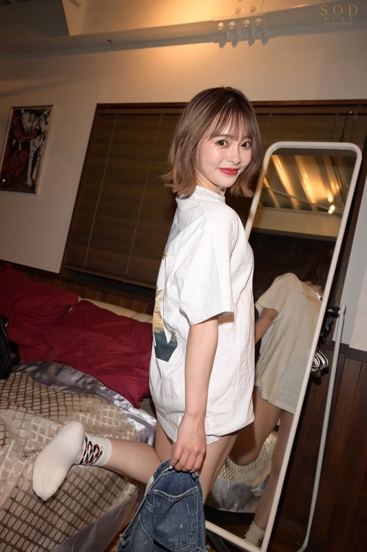 最終兵器女友！ 「小倉由菜」把最帥男優帶回家，此生難忘的連續中出之夜！