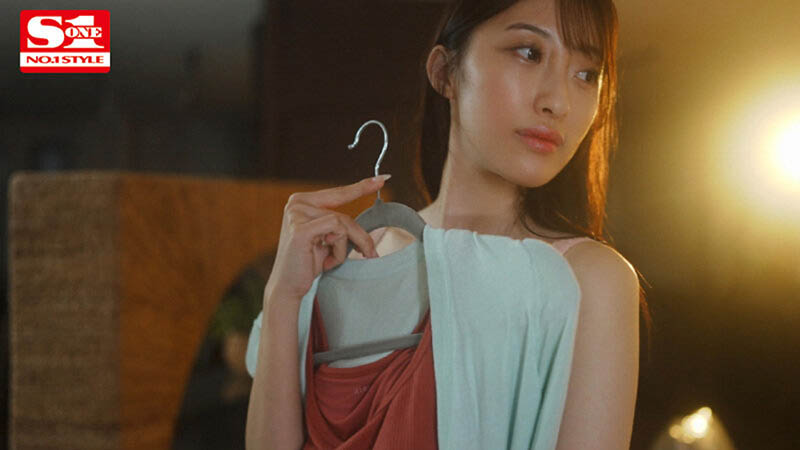 寂寞妻子「星宮一花」交友軟體遇見小鮮肉！超快感性愛忍不住發狂...