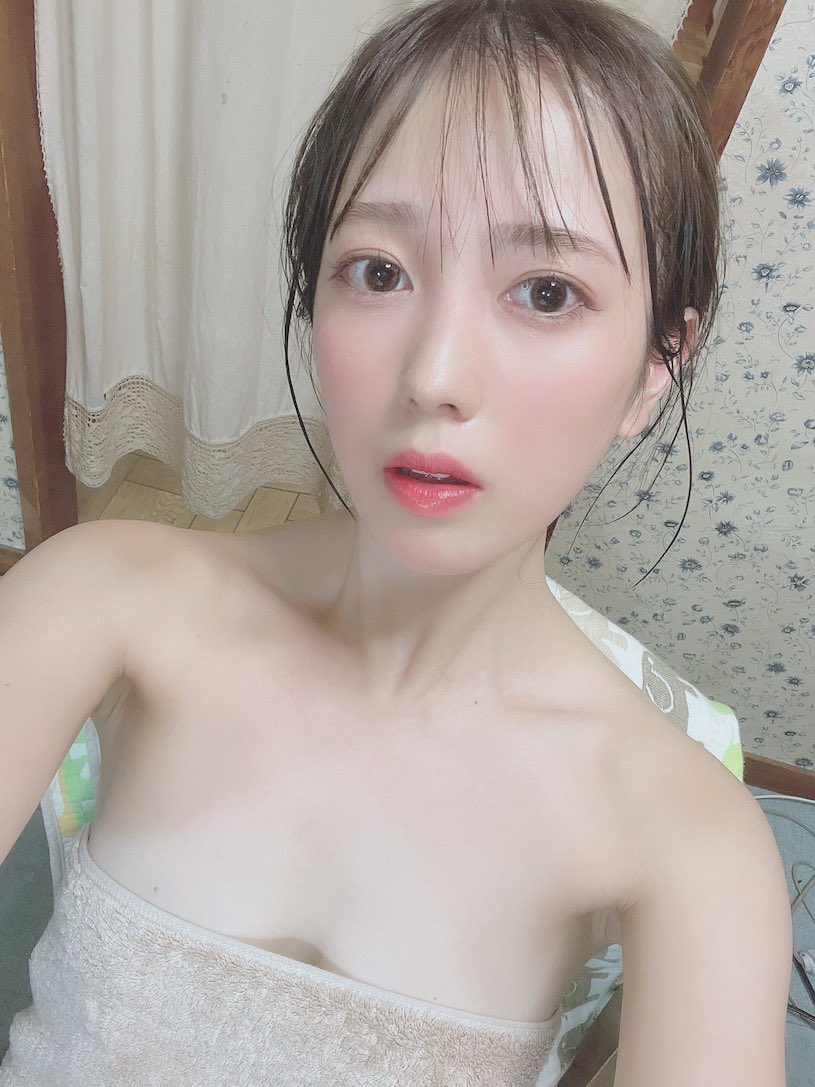 打敗河北彩花！重量級偶像「小湊よつ葉」新作奪下排行榜No.1！