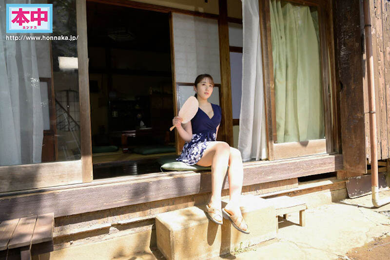 搬到鄉下慾望難耐！都市名媛「北野未奈」找鄉下大叔中出！