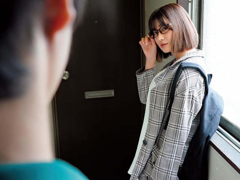 企劃女優晉升專屬女優《藤森裡穂》成功逆襲…在線觀看平台三部經典看了嗎？ ！